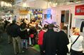 Reisemesse Hamburg 2009: Schlange zur Wohnmobilbesichtigung