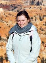 Bente Sieburg: 040-227253-24 bente.sieburg@canusa.de