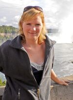 040 - 22 72 53 - 15 desiree.weiss@canusa.de CANUSA Reisebüro Hamburg: Désirée Weiß - 040 - 22 72 53 - 15
