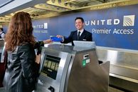 United Airlines: Premier Access Check In