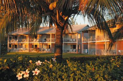 Hotel Grand Bahama Club Viva Wyndham Fortuna Beach Exterior
