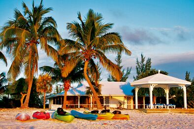 Hotel Long Island Cape Santa Maria Resort Exterior