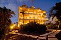 Hotel Nassau & Paradise Island A Stone s Throw Away Exterior