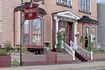 B &amp; B: Waverly Inn