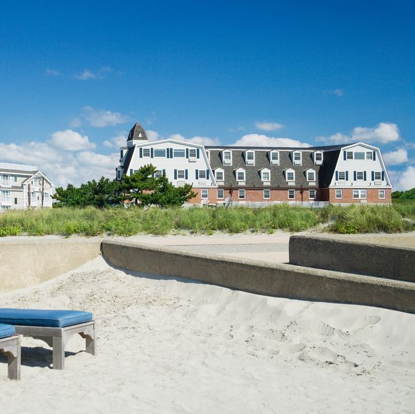 Hotel near slots newport ri