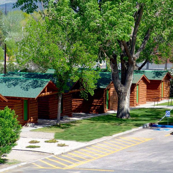 Hotel, Wyoming Buffalo Bill Village Cabins CANUSA