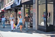 Städtereisen Kanada: Ausgiebiges Shopping auf der Robson Street