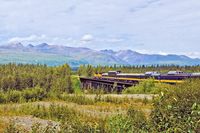 Mit Zug &amp; Auto durch Alaska
