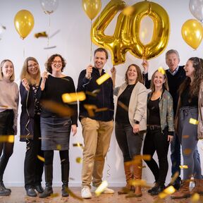 Partystimmung zum Firmenjubiläum von CANUSA TOURISTIK