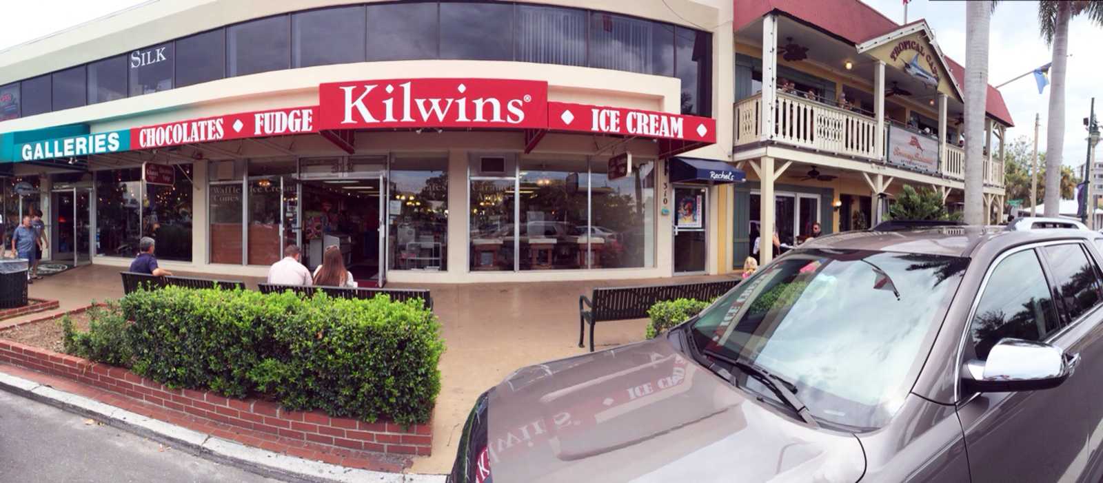 Kilwins chocolate and ice cream storefront on St. Armands Circle.