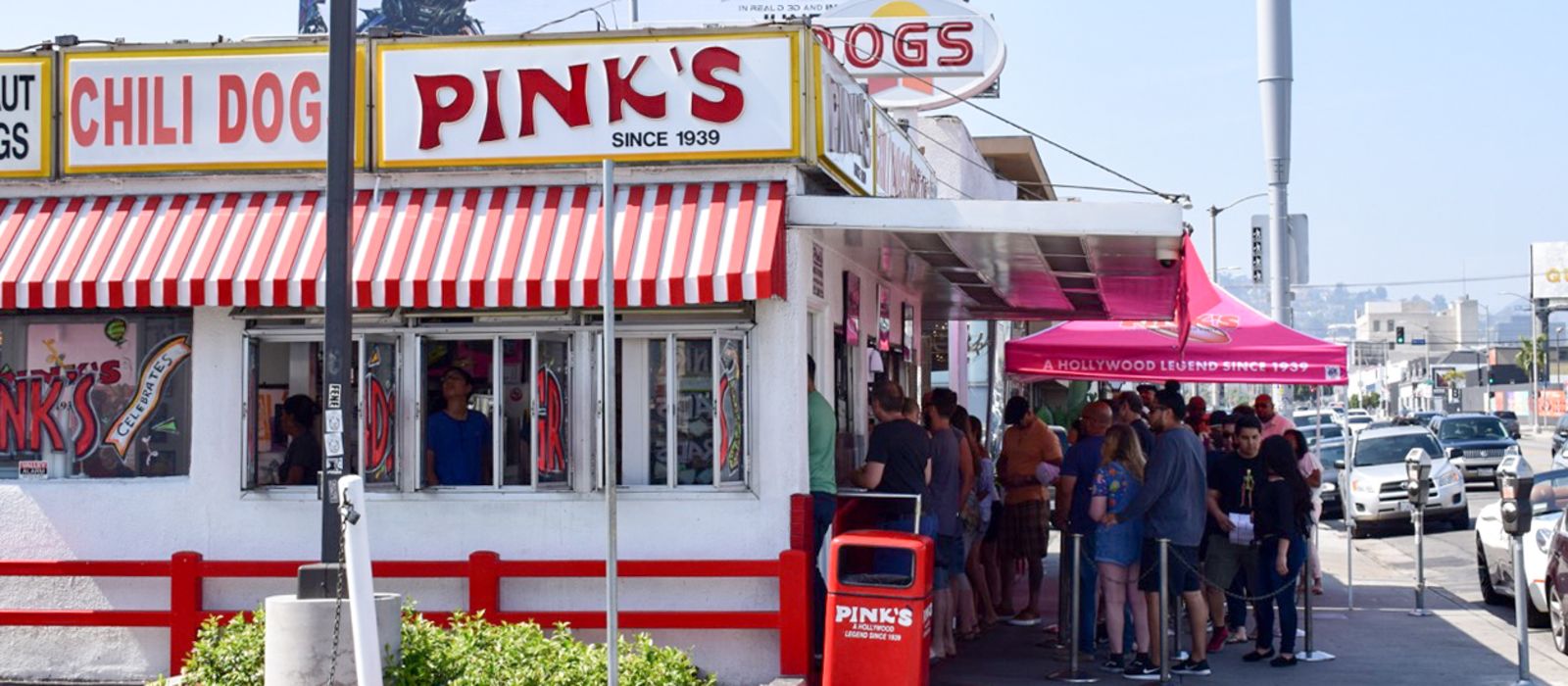 Das Pink's Hot Dogs Restaurant in Los Angeles