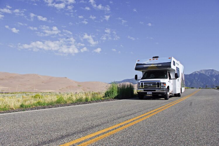 Wohnmobil im Great Sand Dunes Nationalpark Wohnmobil im Great Sand Dunes Nationalpark
