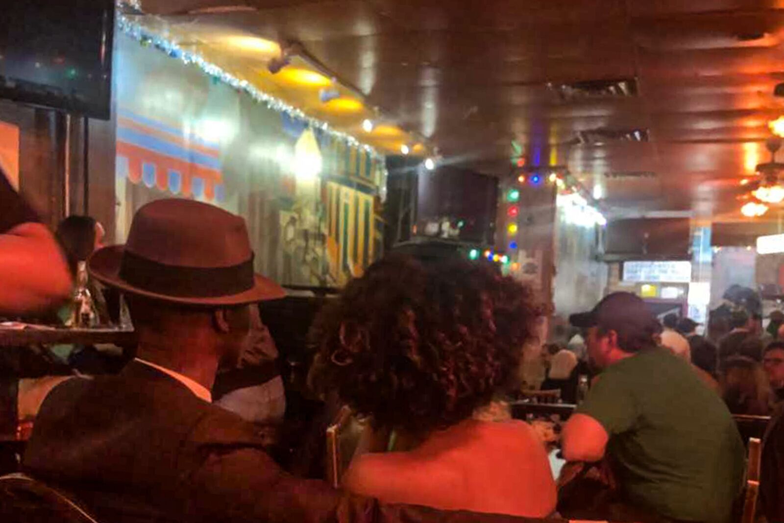 Konzert in der Kingston Mines Blues Bar, Chicago