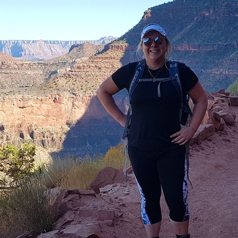 CANUSA-Mitarbeiterin Julica Rätzke auf einer Wanderung durch den Grand Canyon, Arizona