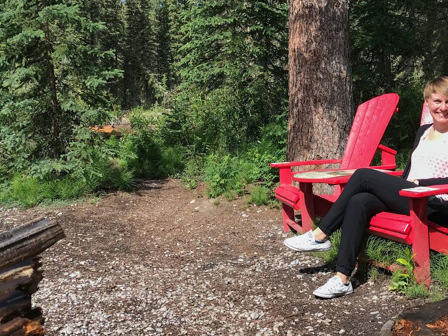 CANUSA Mitarbeiterin Lena Weigert im Jasper-Nationalpark in Alberta