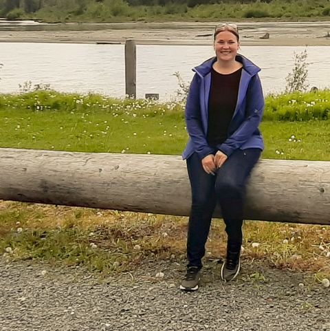 CANUSA-Mitarbeiterin Sabrina Karavla am Chilkat River