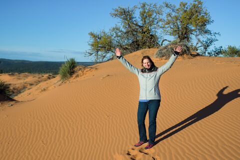 CANUSA-Mitarbeiterin Katrin Mazouz im Coral Pink sand Dunes State Park