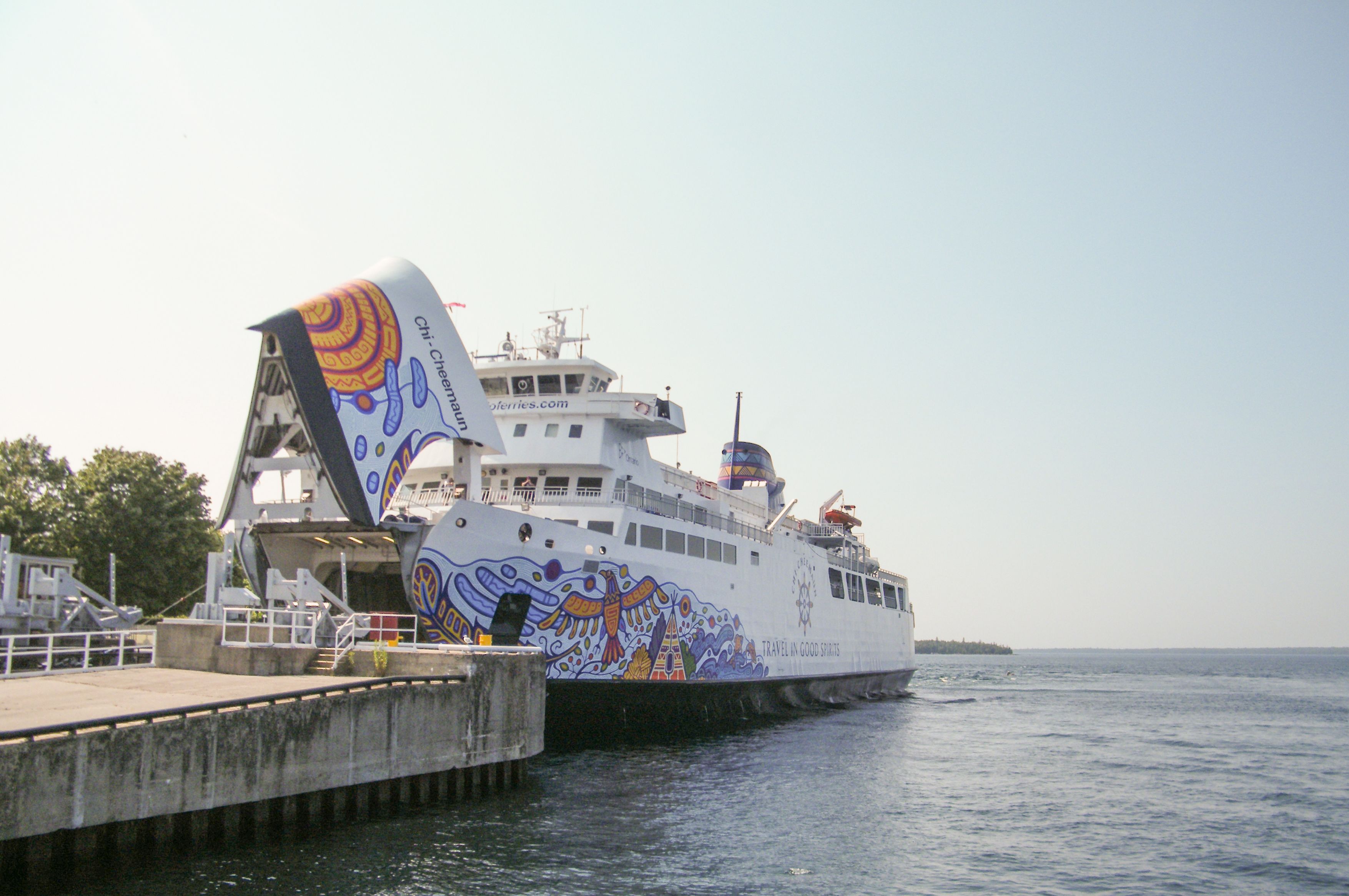 Ankunft der Chi-Cheemaun FÃ¤hre nach Manitoulin Island