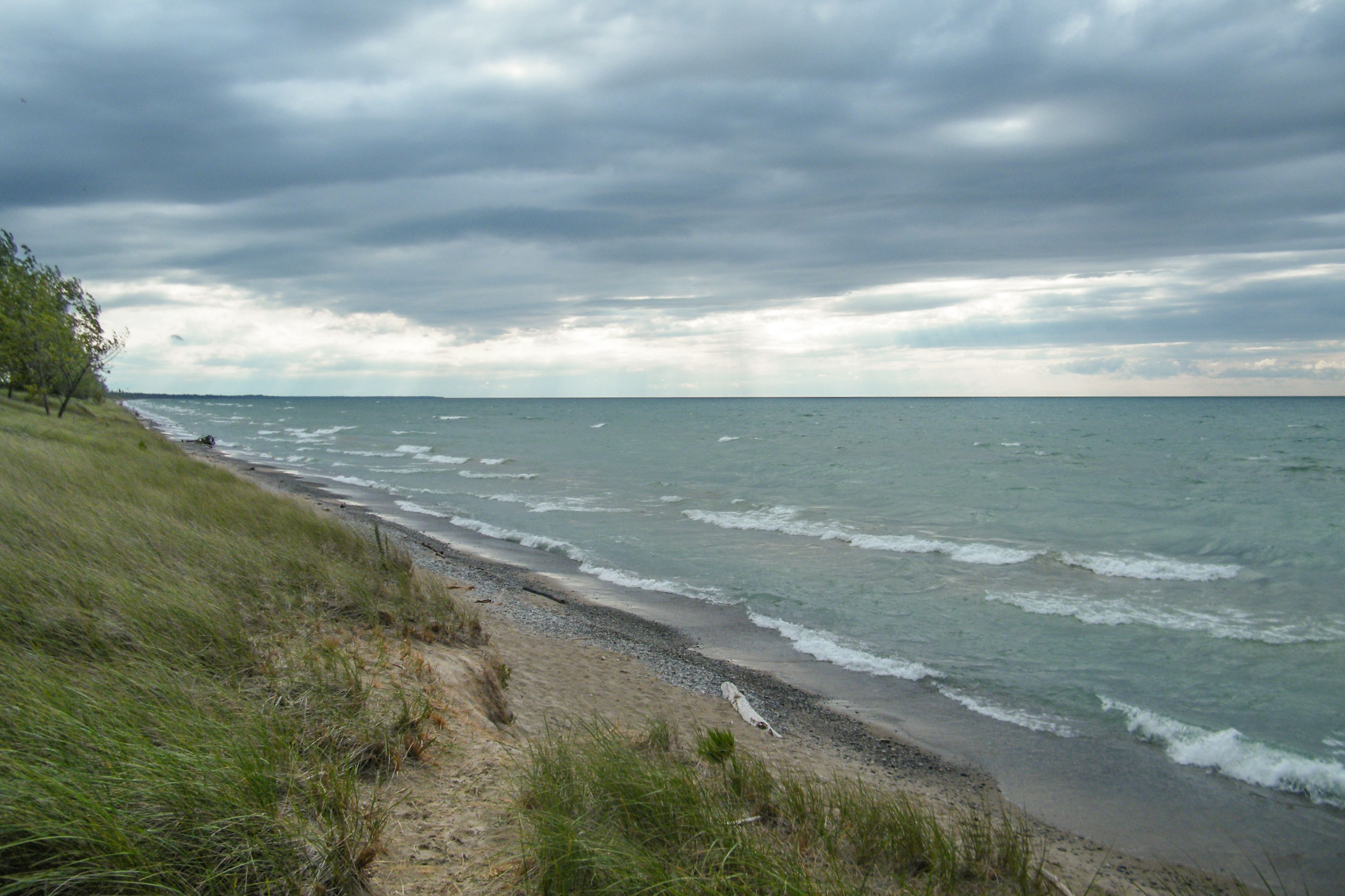 Der Lake Huron im Pinery Provincial Park in Ontario