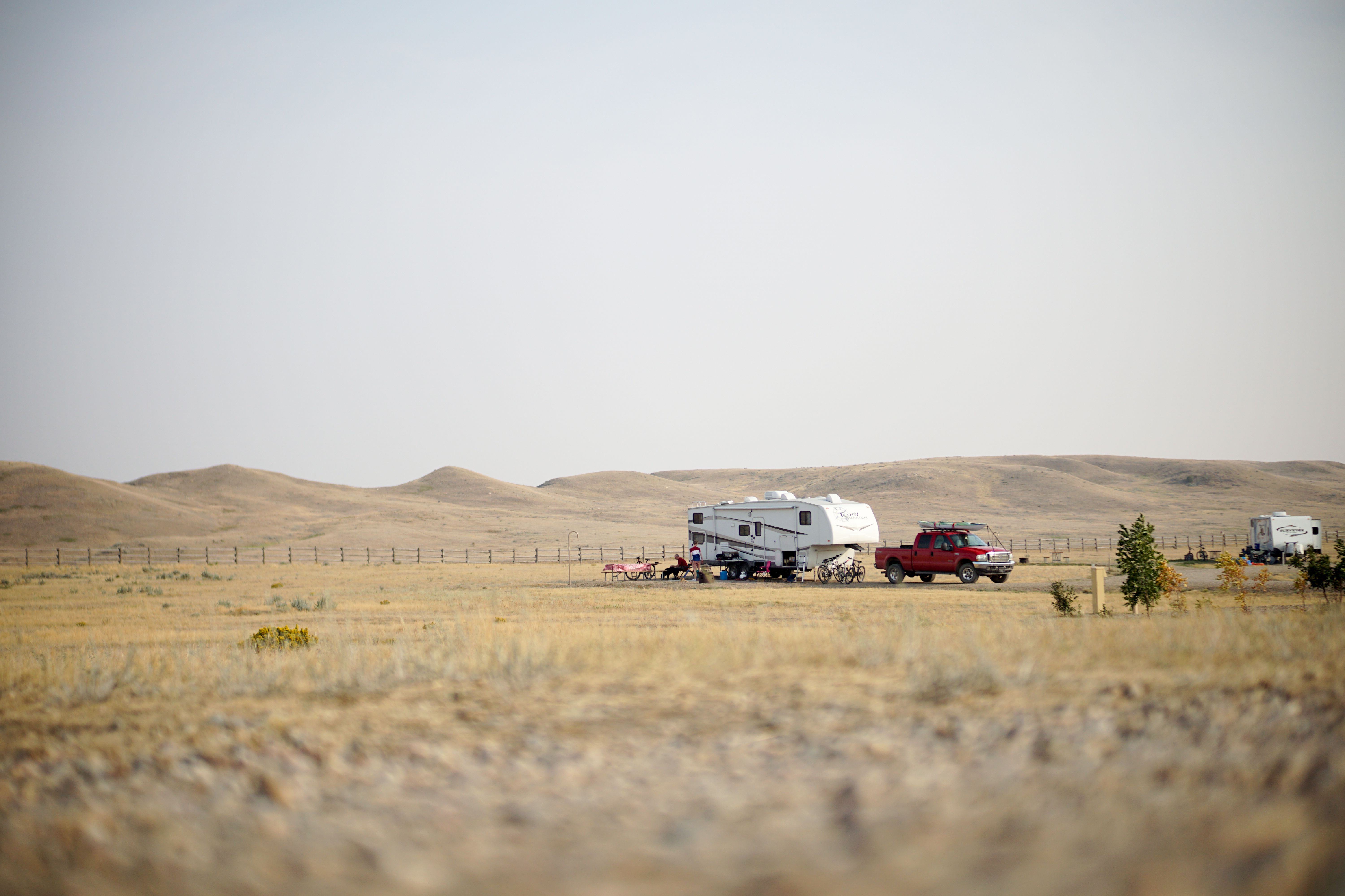 Der Wohnwagen Stellplatz auf dem Frenchman Valley Campground in Saskatchewan