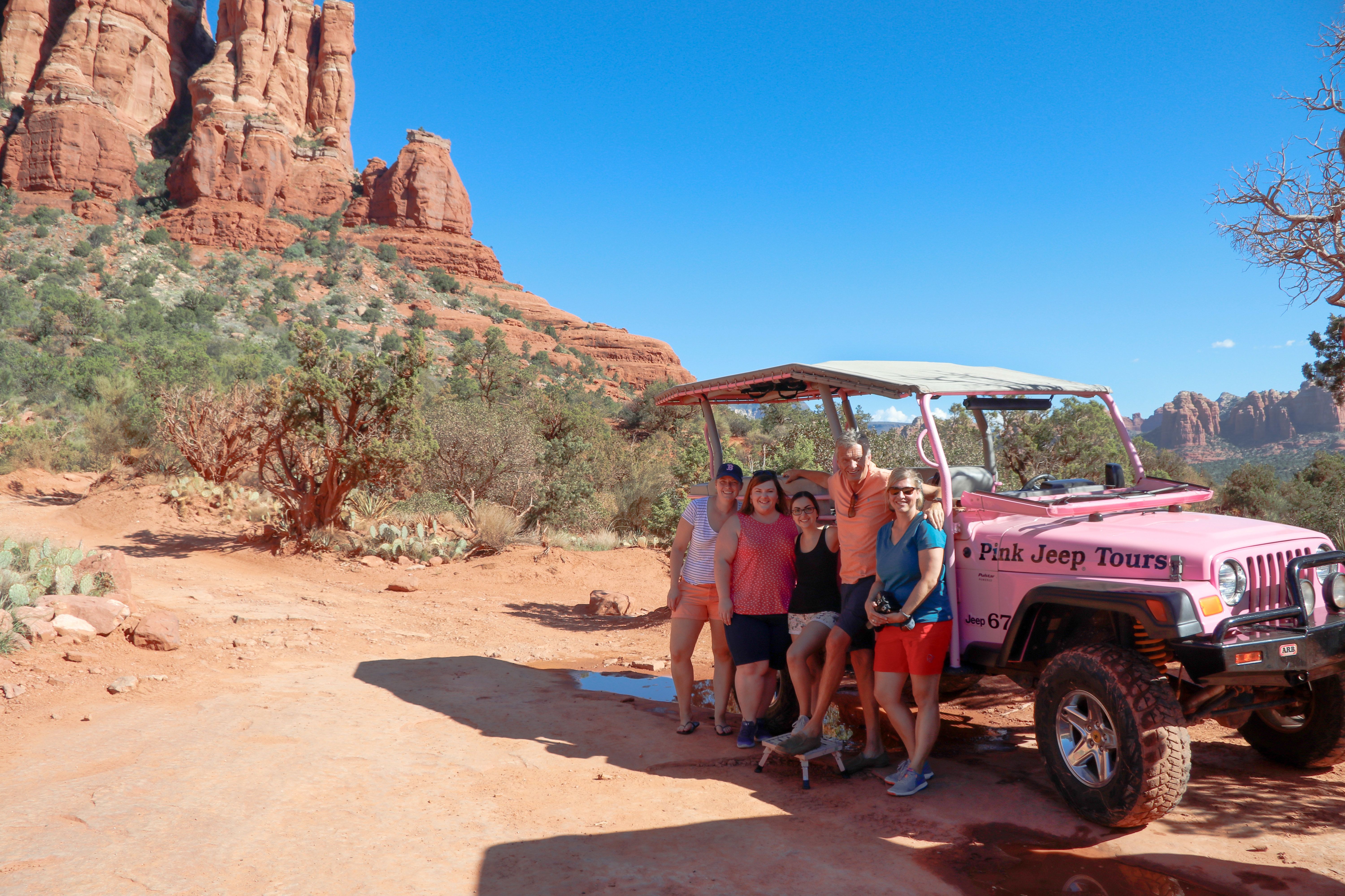 Die CANUSA Family auf einem Ausflug mit Pink Jeep Tours in Arizona