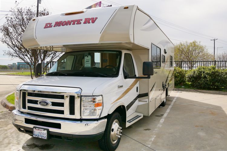 Ein Wohnmobil von El Monte RV Rental in Dallas