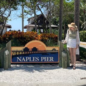 Alexandra Wirsum am Naples Pier in Florida