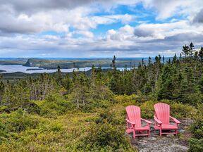 Schöne Aussicht vom Blue Hill Viewpoint im Terra Nova National Park
