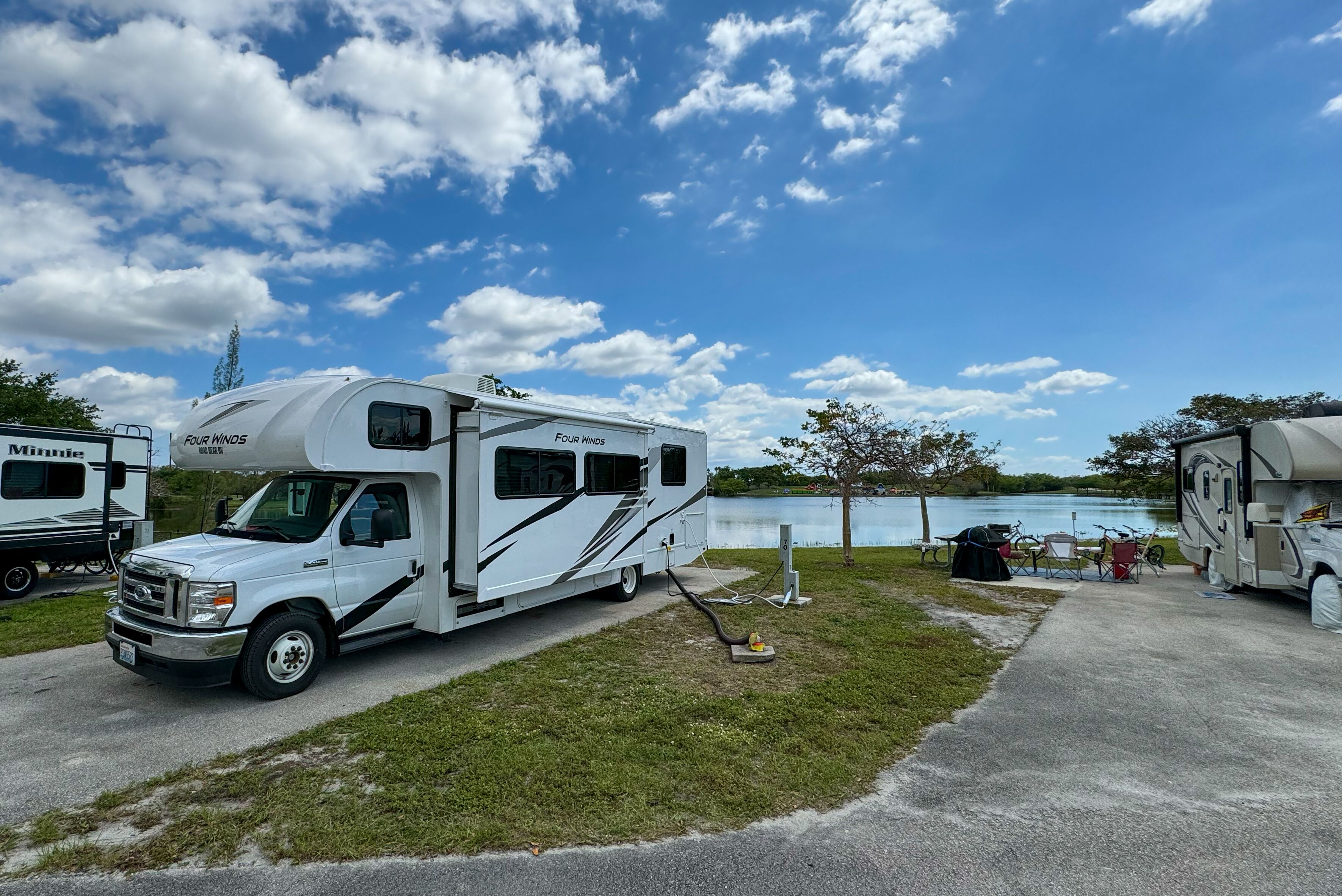 Motorhome C 29-31 von Road Bear RV