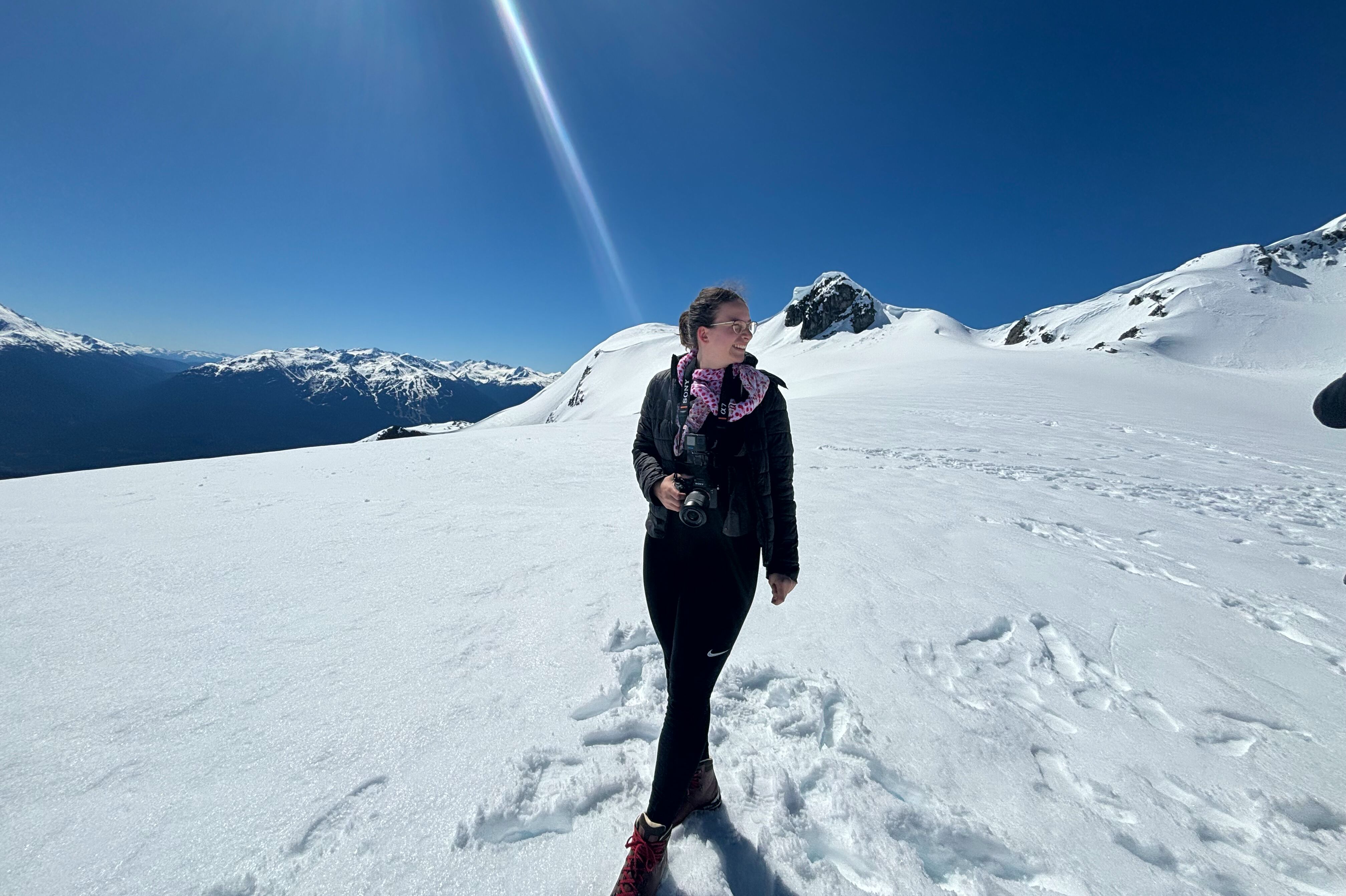 Julia auf einem Gletscher bei Whistler