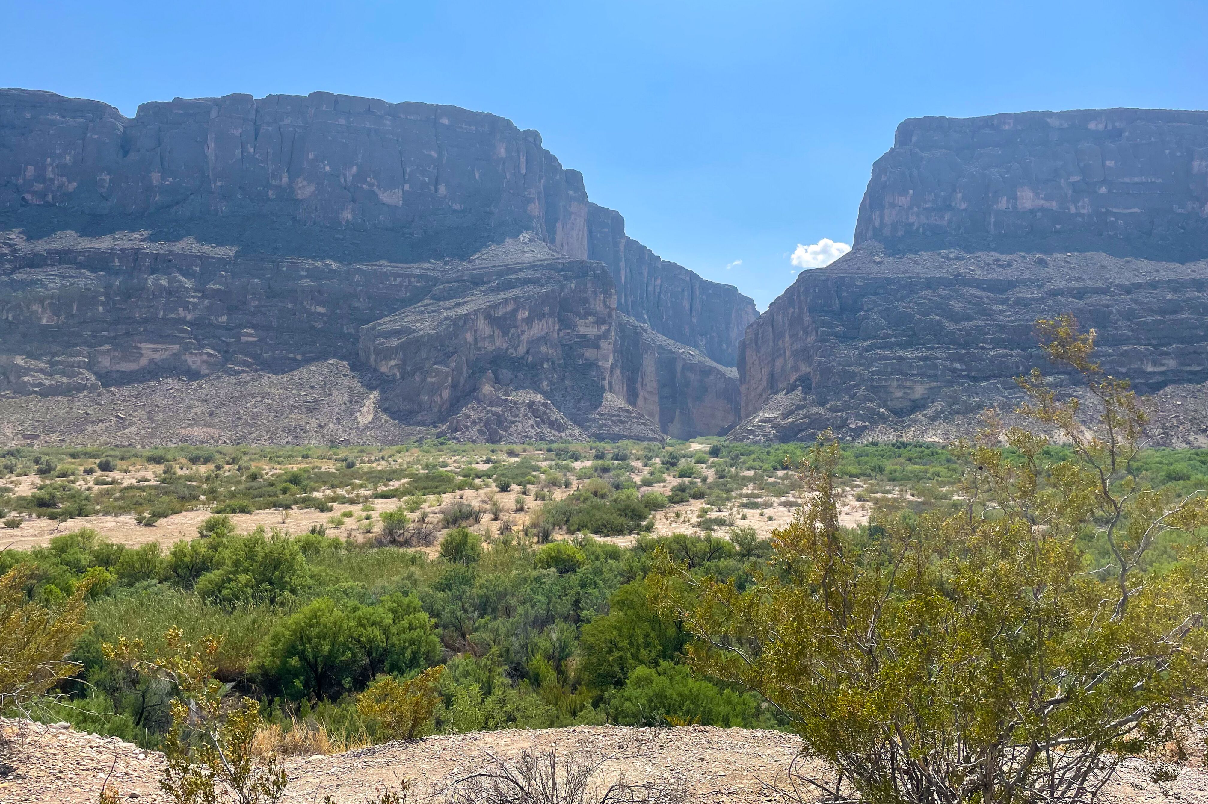 Blick auf den gewaltigen Santa Elena Canyon