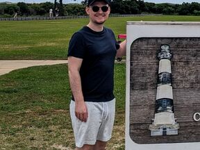 Marcel vor dem Bodie Island Lighthouse