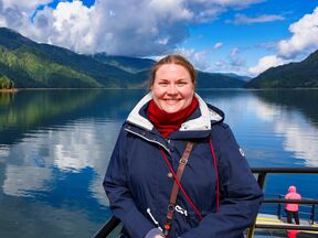 Sabrina auf der Grizzlybären Tour im Khutzeymateen Valley
