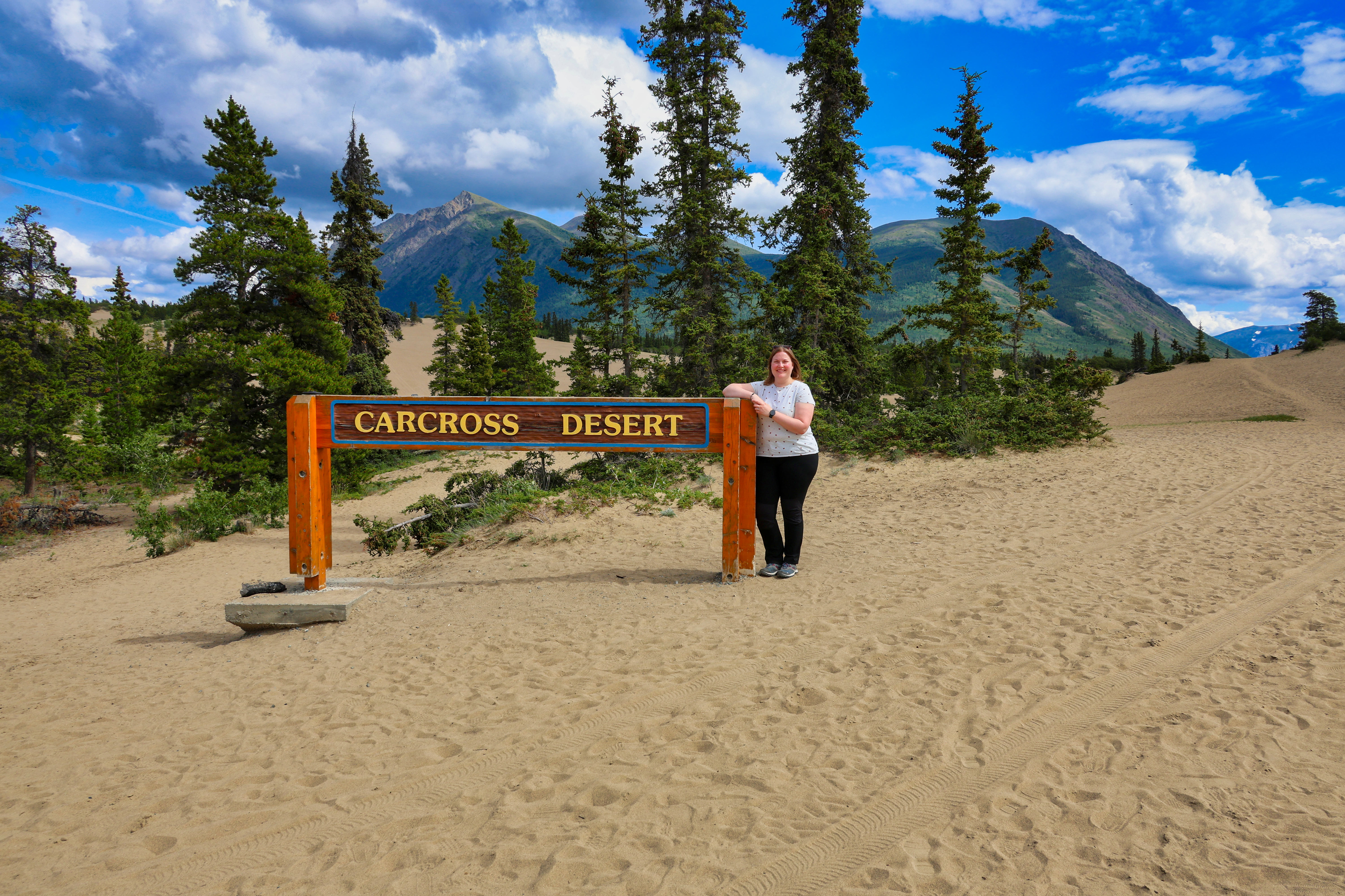 Sabrina in der Carcross Wüste