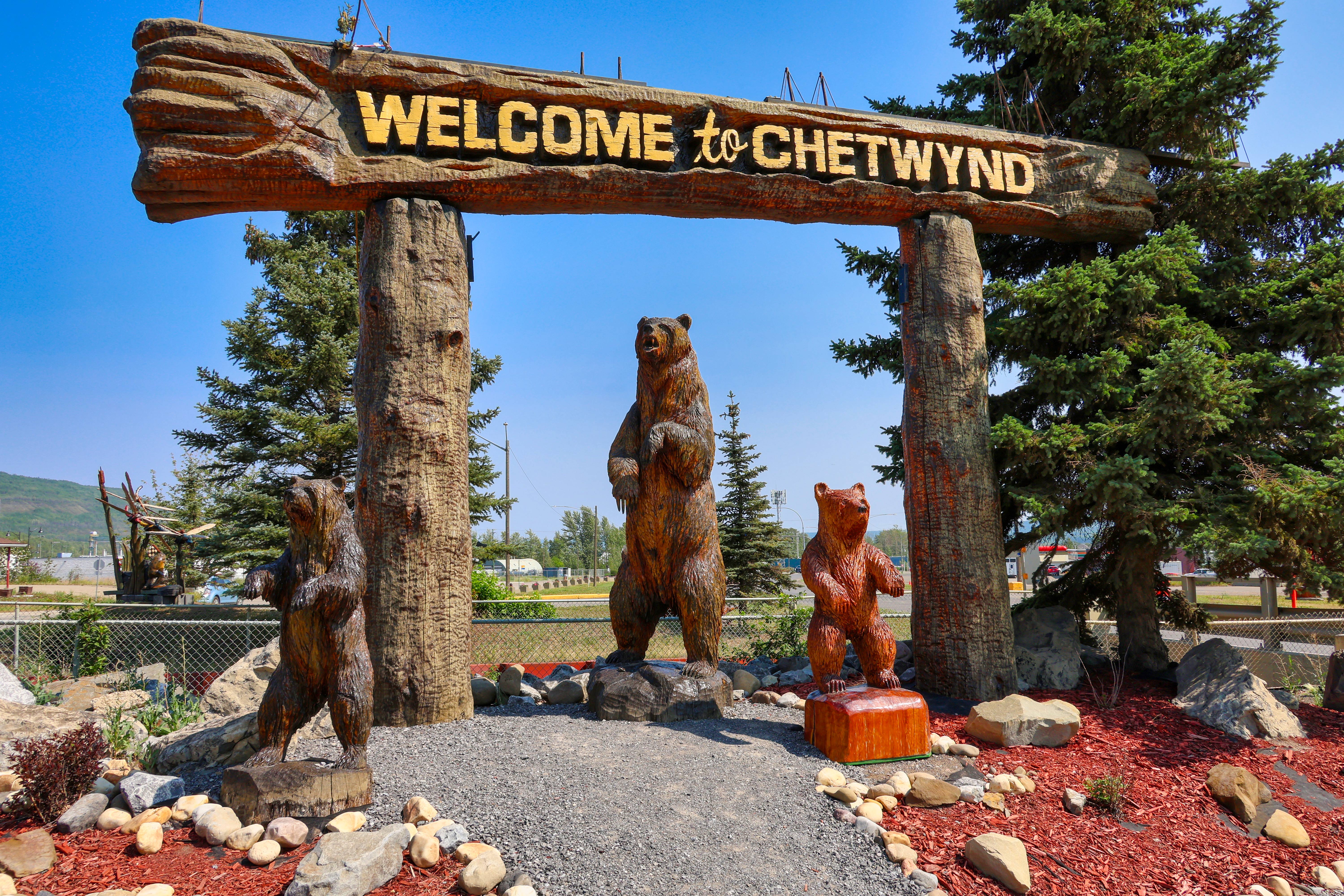 Herzlich bärige Begrüßung in Chetwynd