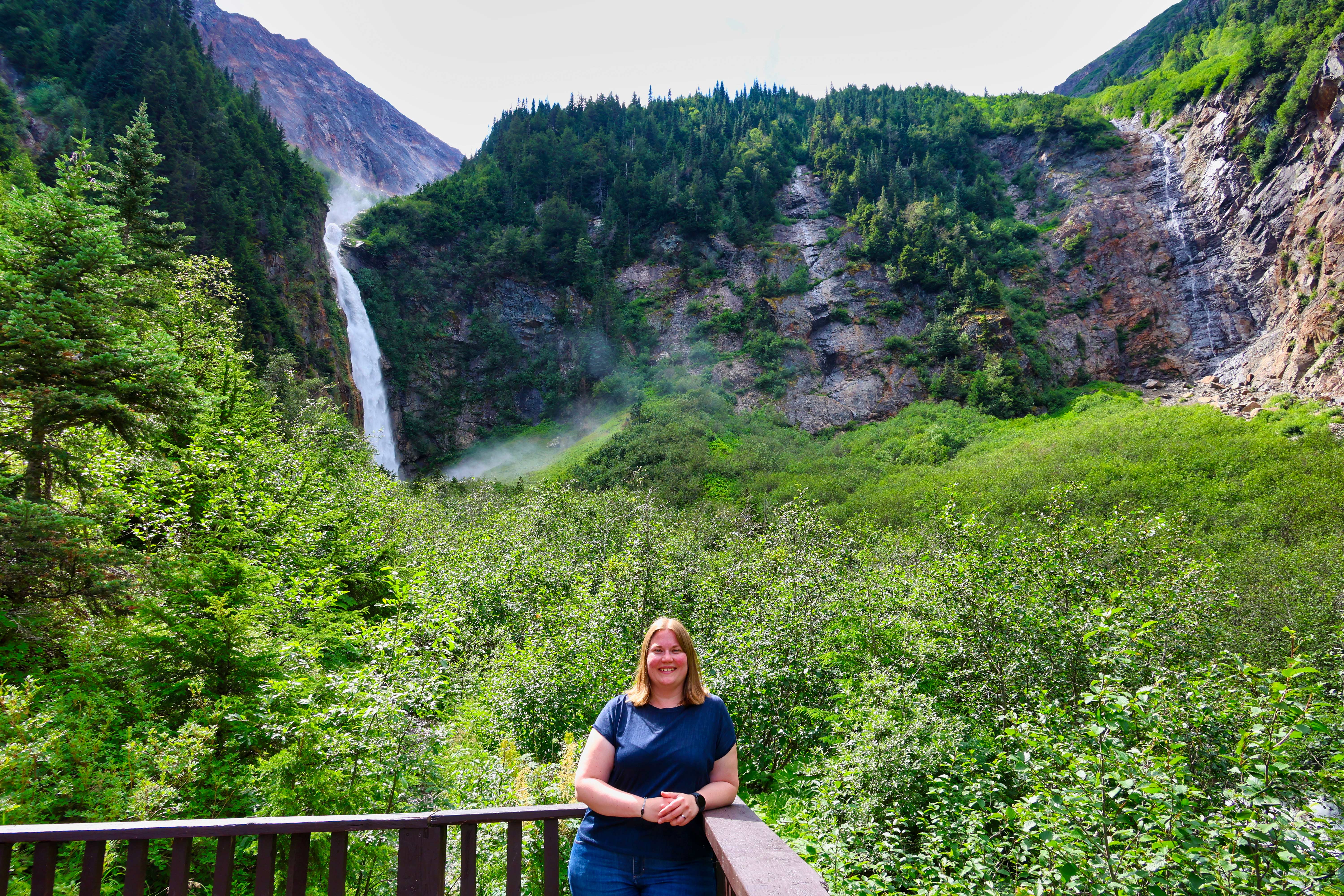 Sabrina vor the Twin Falls