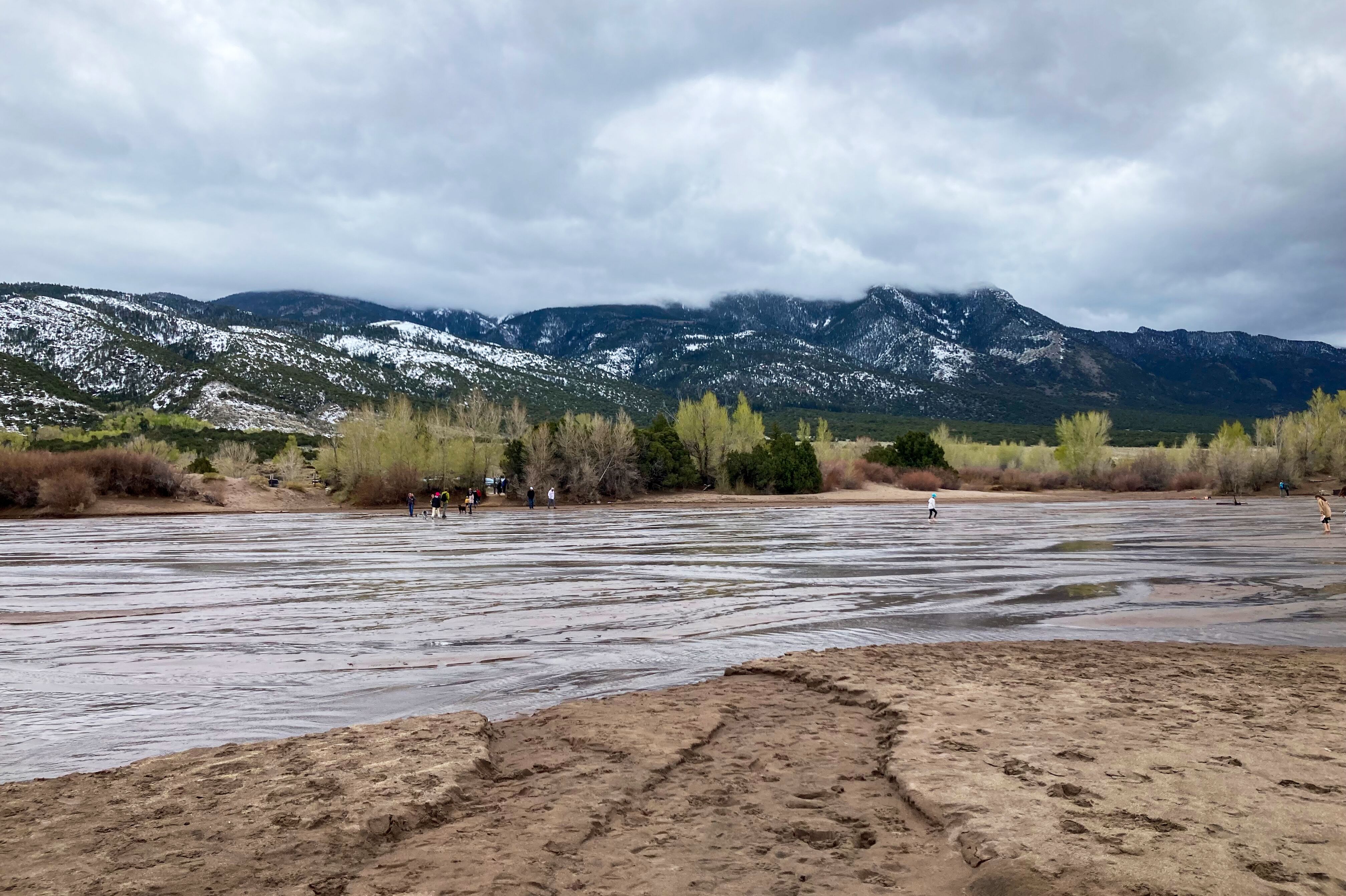 Der Medano Creek im Great-Sand-Dunes-Nationalpark