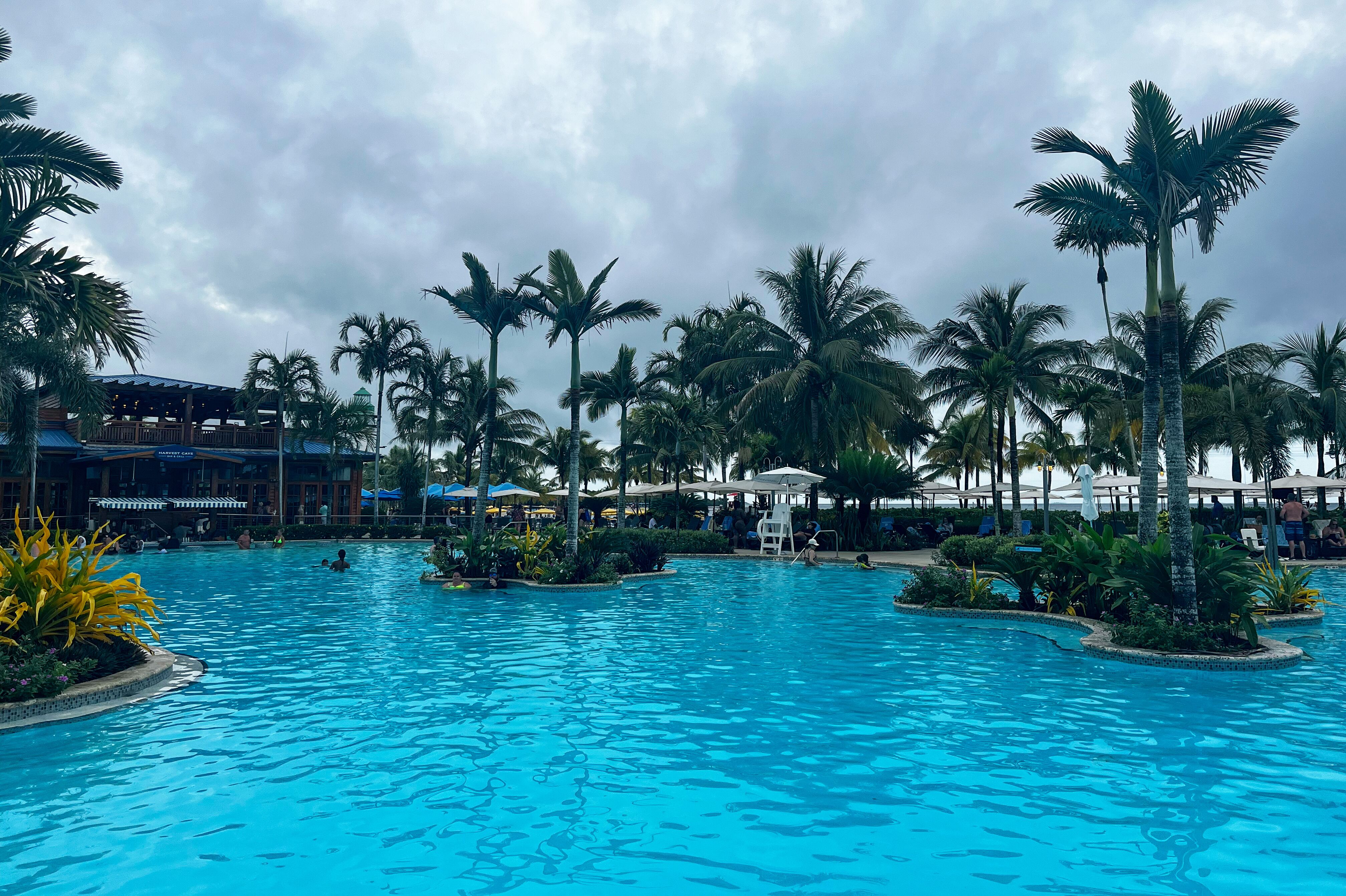 Süsswasserpool auf Harvest Caye
