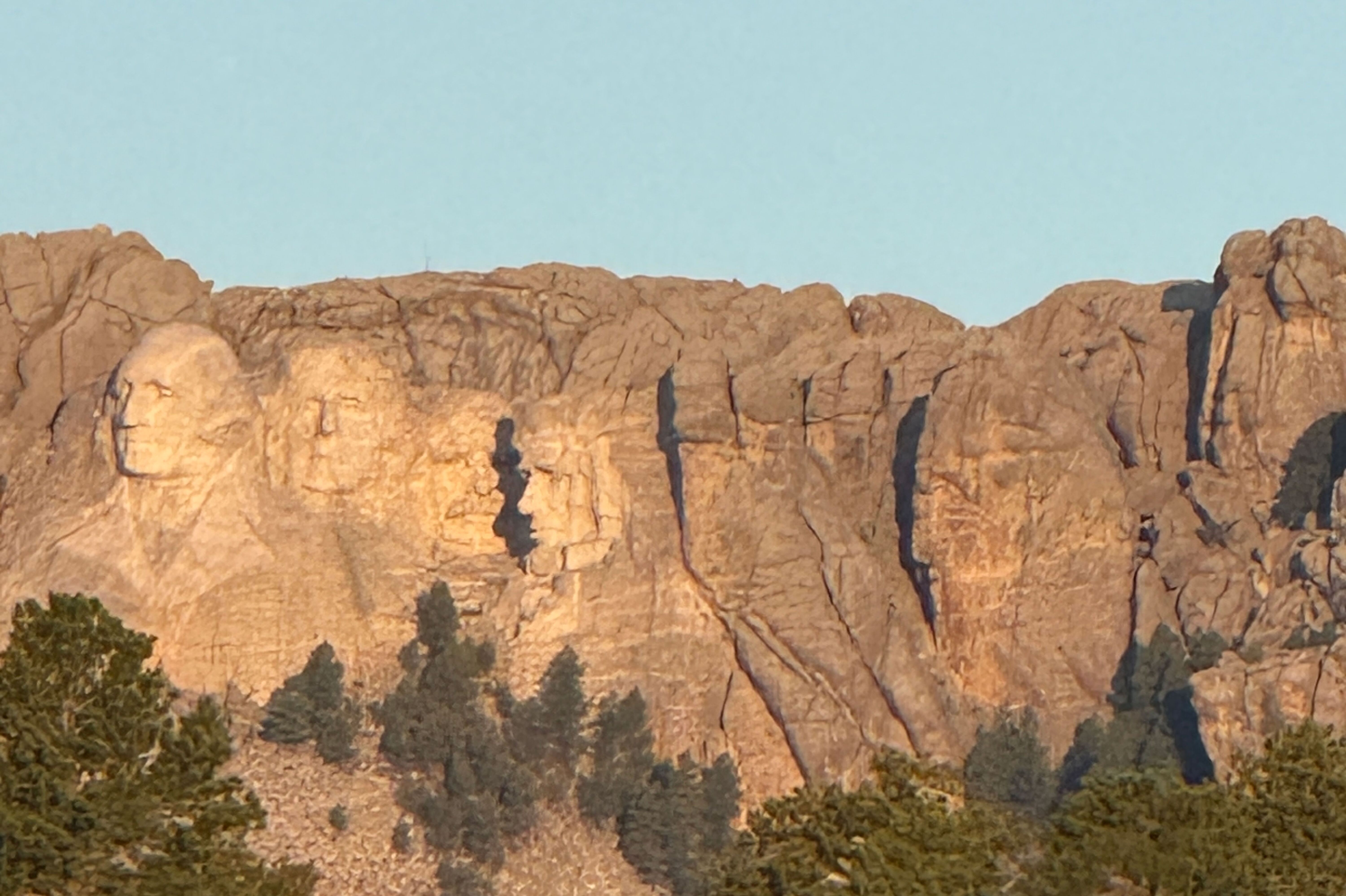 Blick auf Mount Rushmore von den Under Canvas aus