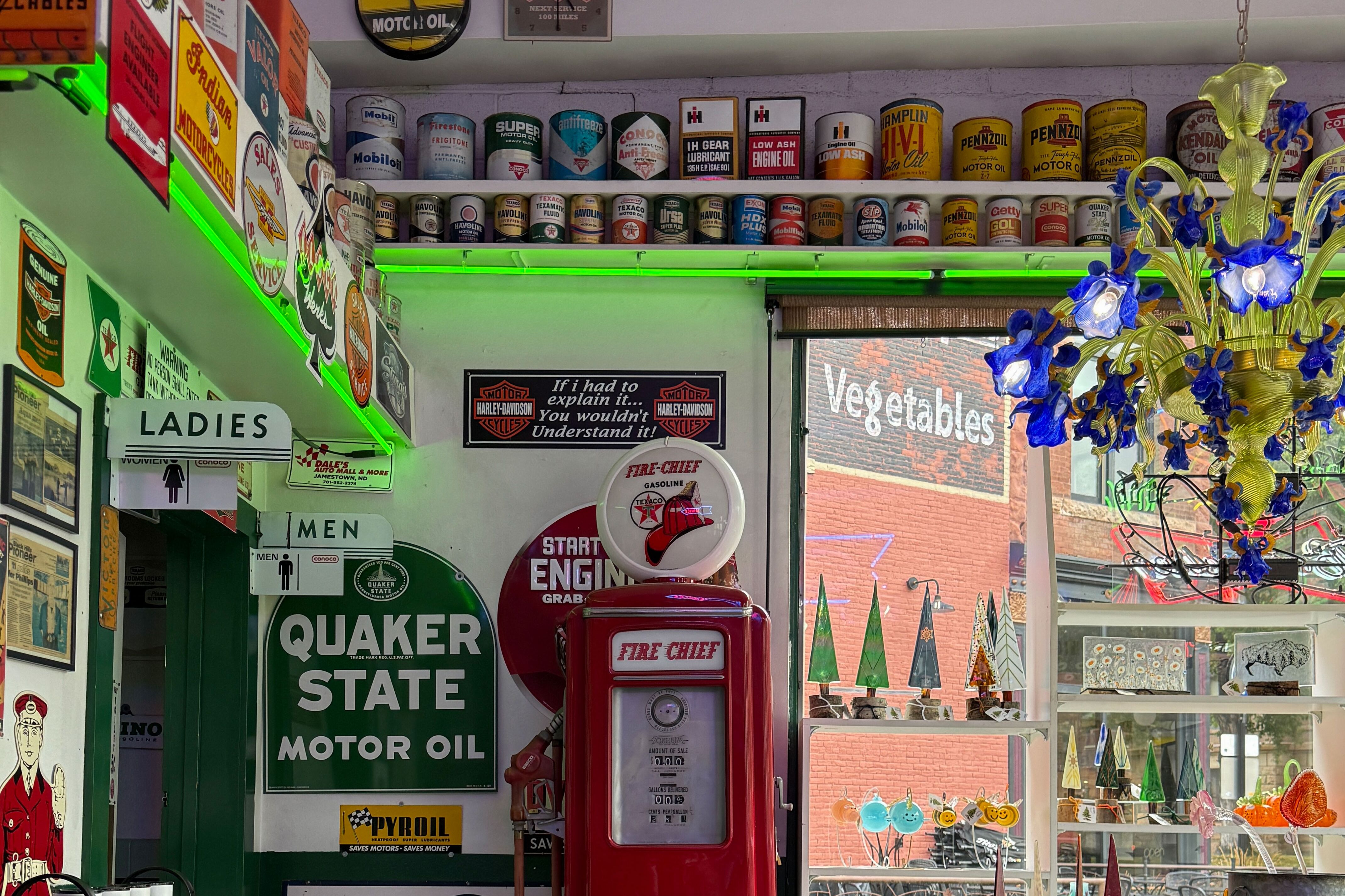 Außergewöhnlicher Coffee Shop Pump House at Mind Blown Studio in Deadwood