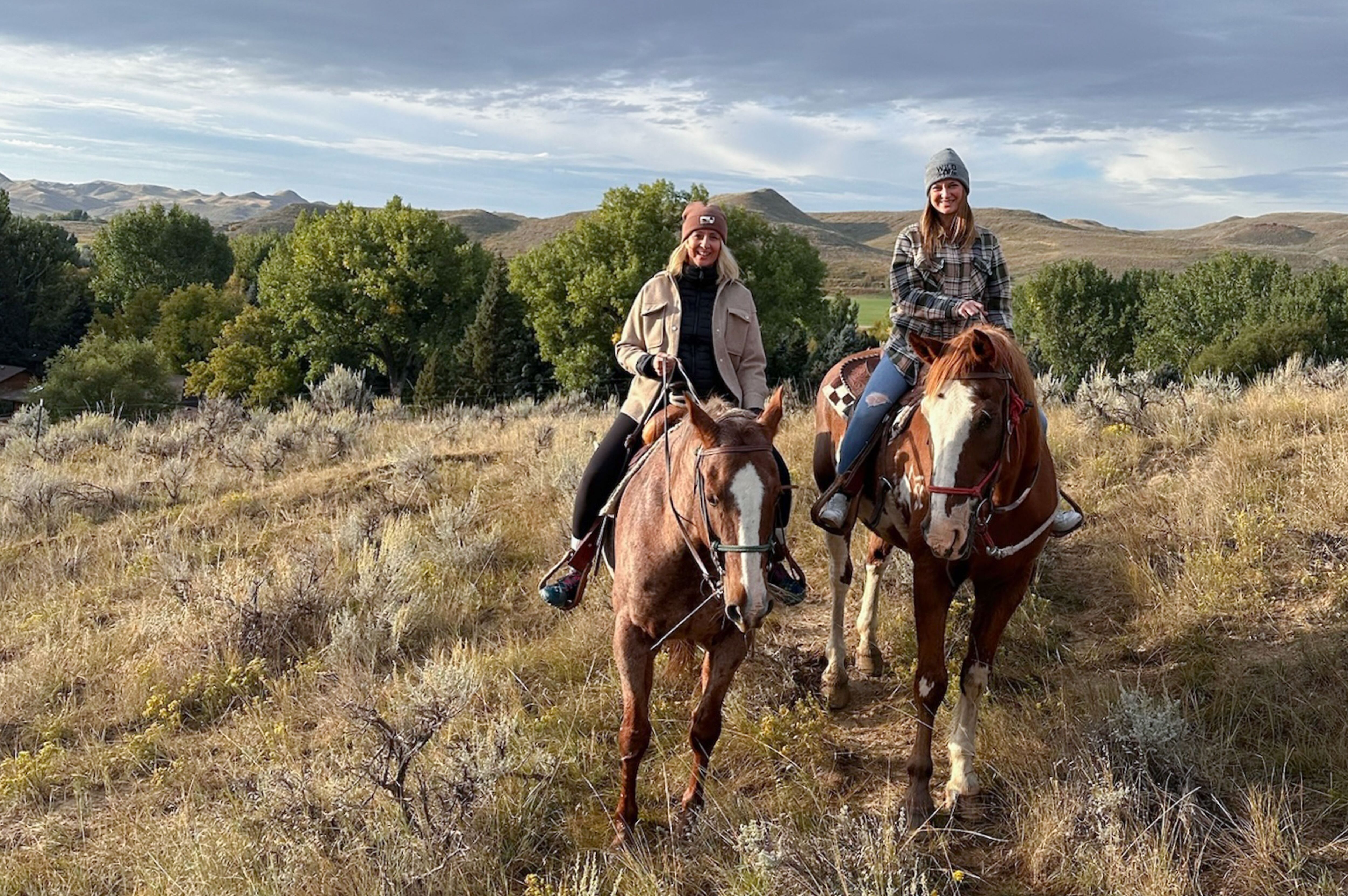 Reiten auf der UCross Ranch in Clearmont in Wyoming