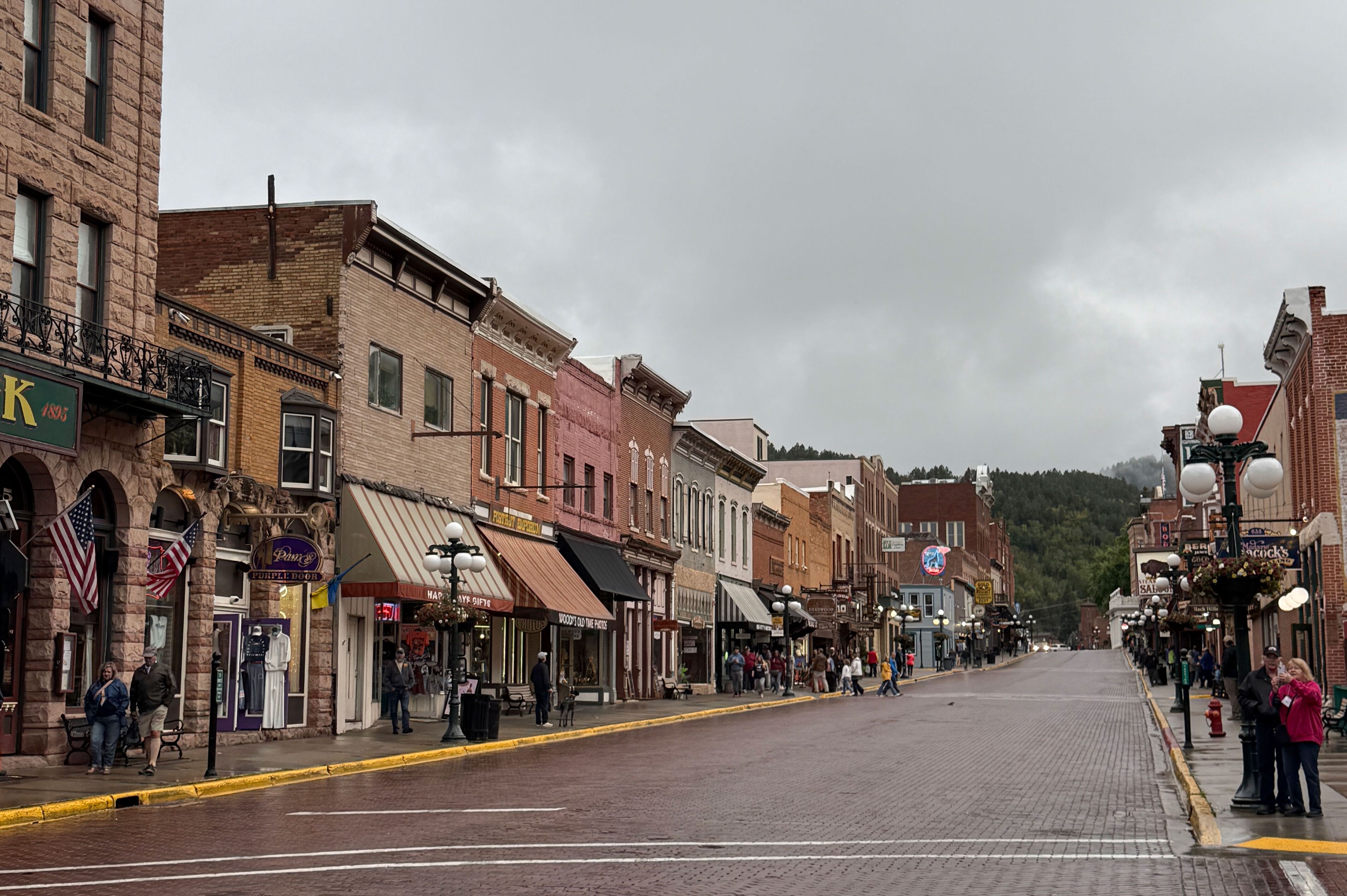 Idyllische Straßen von Deadwood in South Dakota