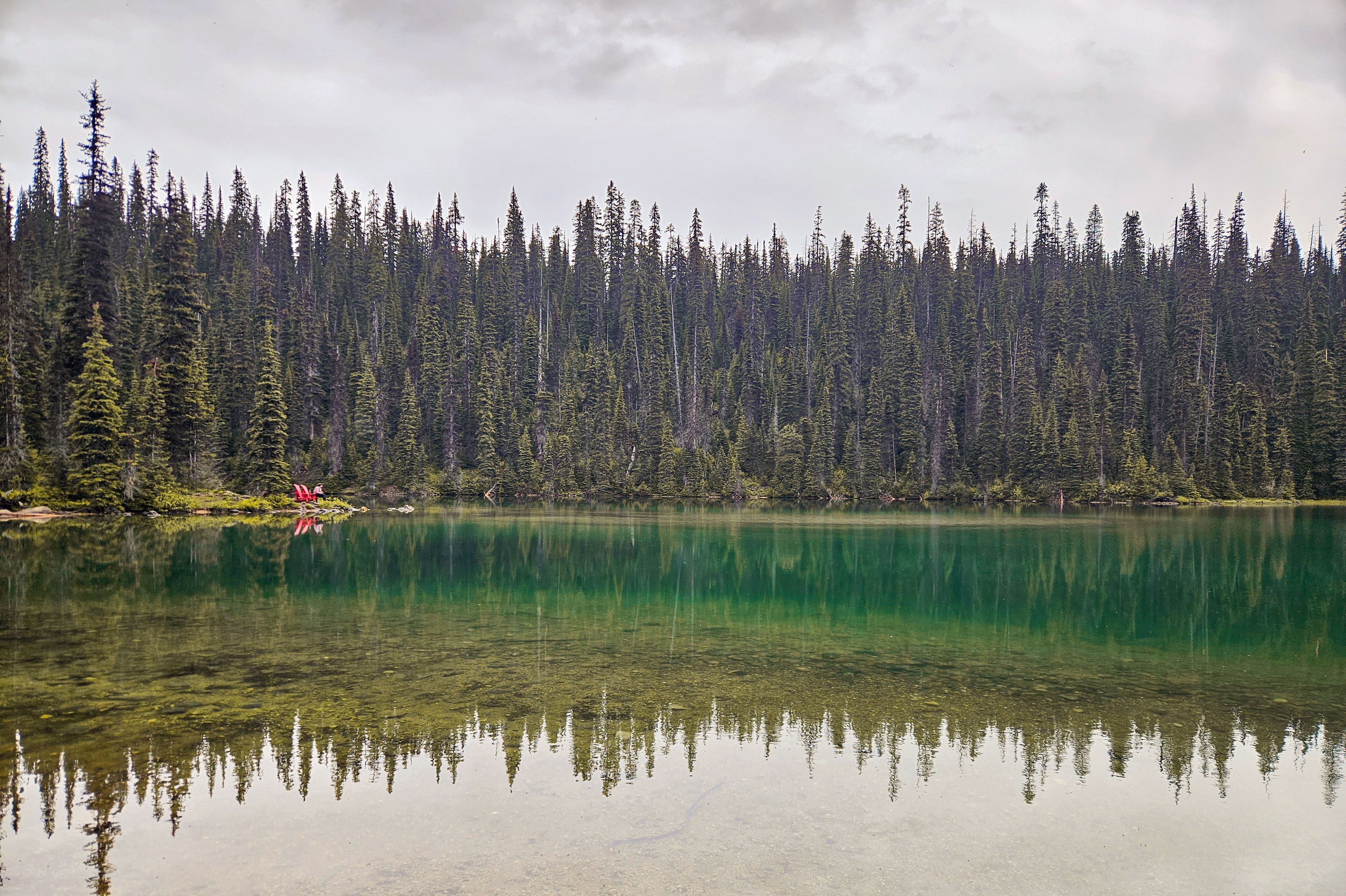 Romantischer Blick auf den Yoho Lake