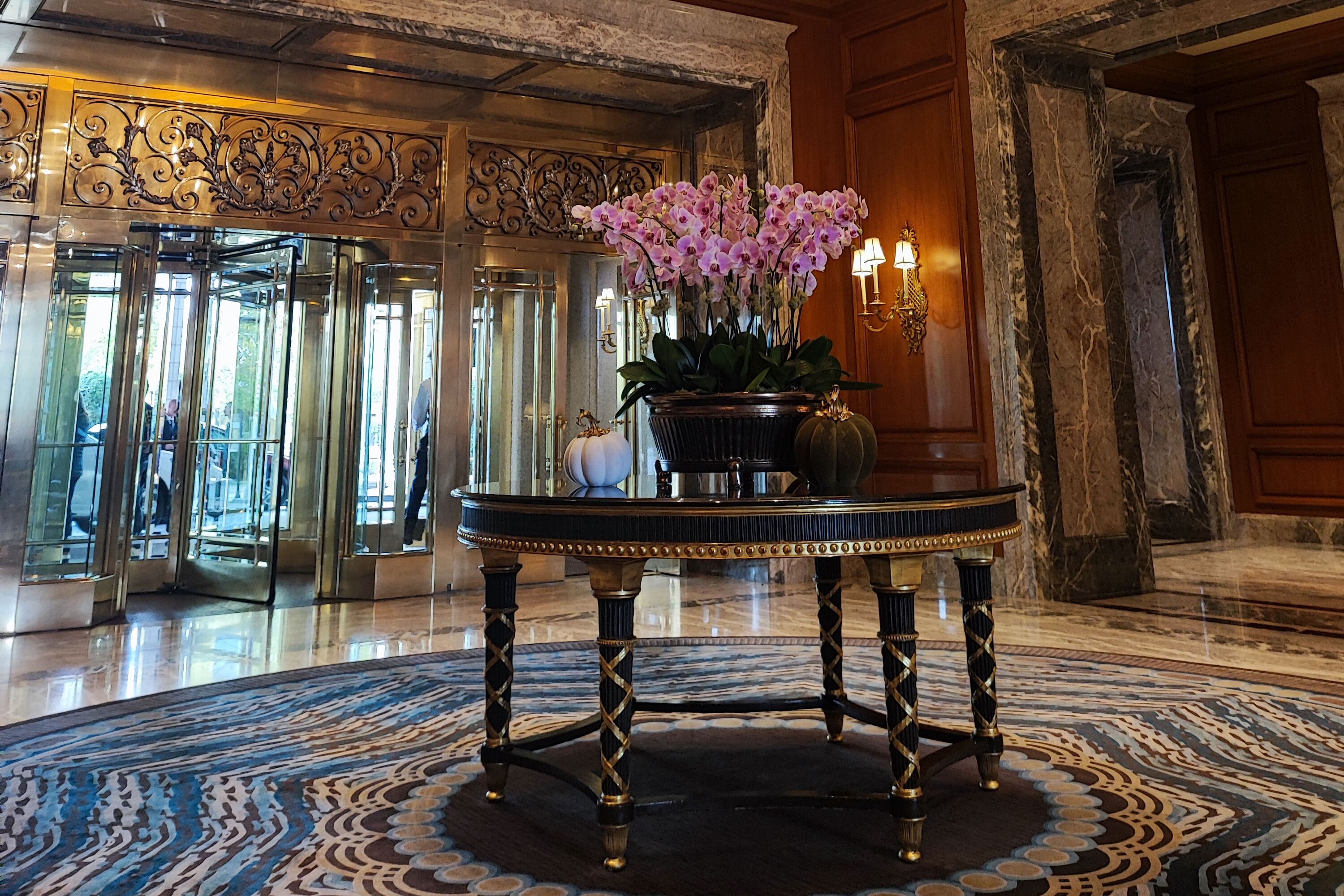 Imposante Lobby des Grand America Hotels in Salt Lake