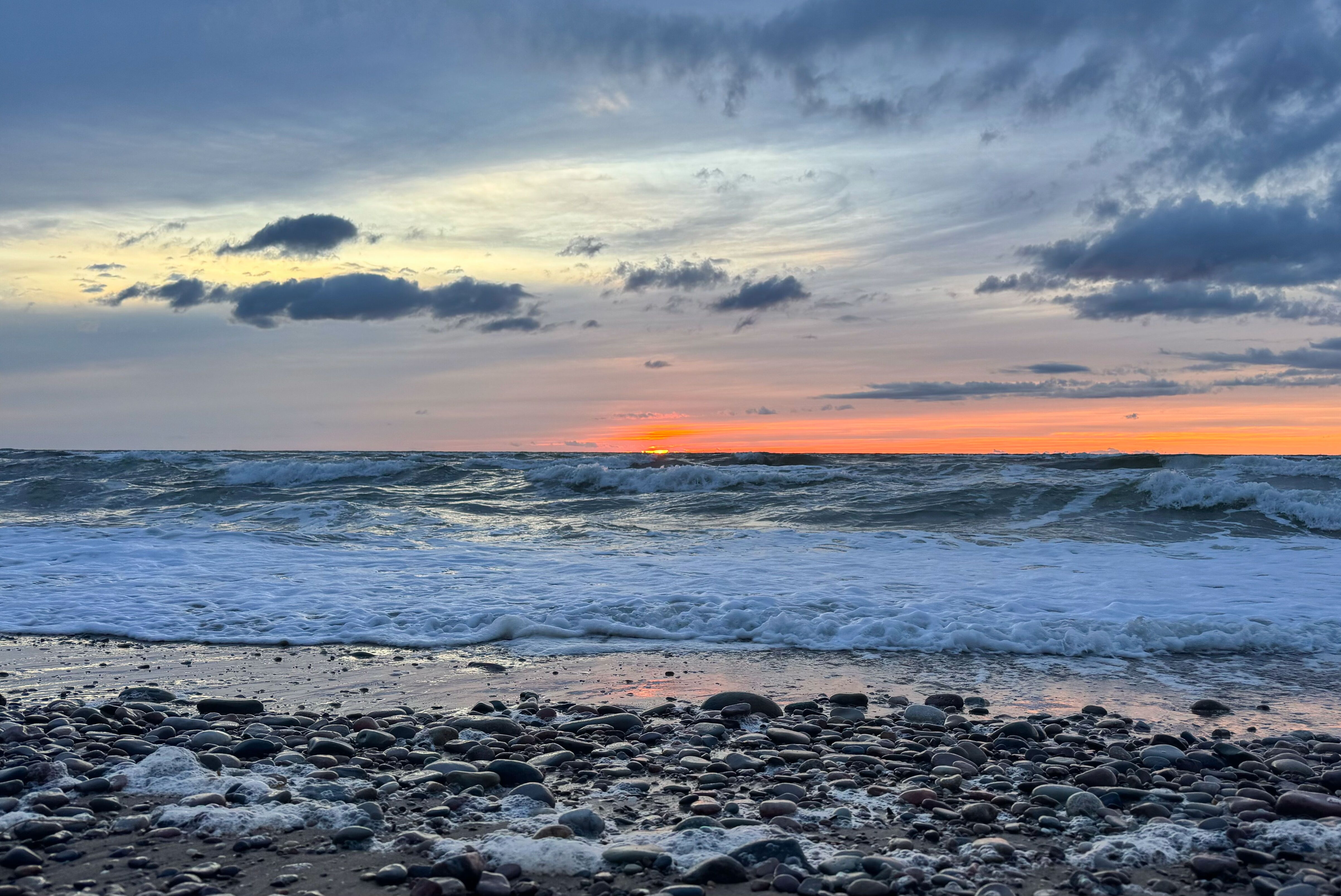 Romantischer Sonnenuntergang über Belle Cote