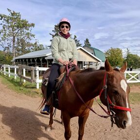 Tabea beim Reiten im Rodd Brudenell River Resort auf Prince Edward Island Tabea beim Reiten im Rodd Brudenell River Resort auf Prince Edward Island