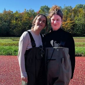 Vanessa und Zoe in Muskoka in Toronto Vanessa und Zoe in Muskoka in Toronto