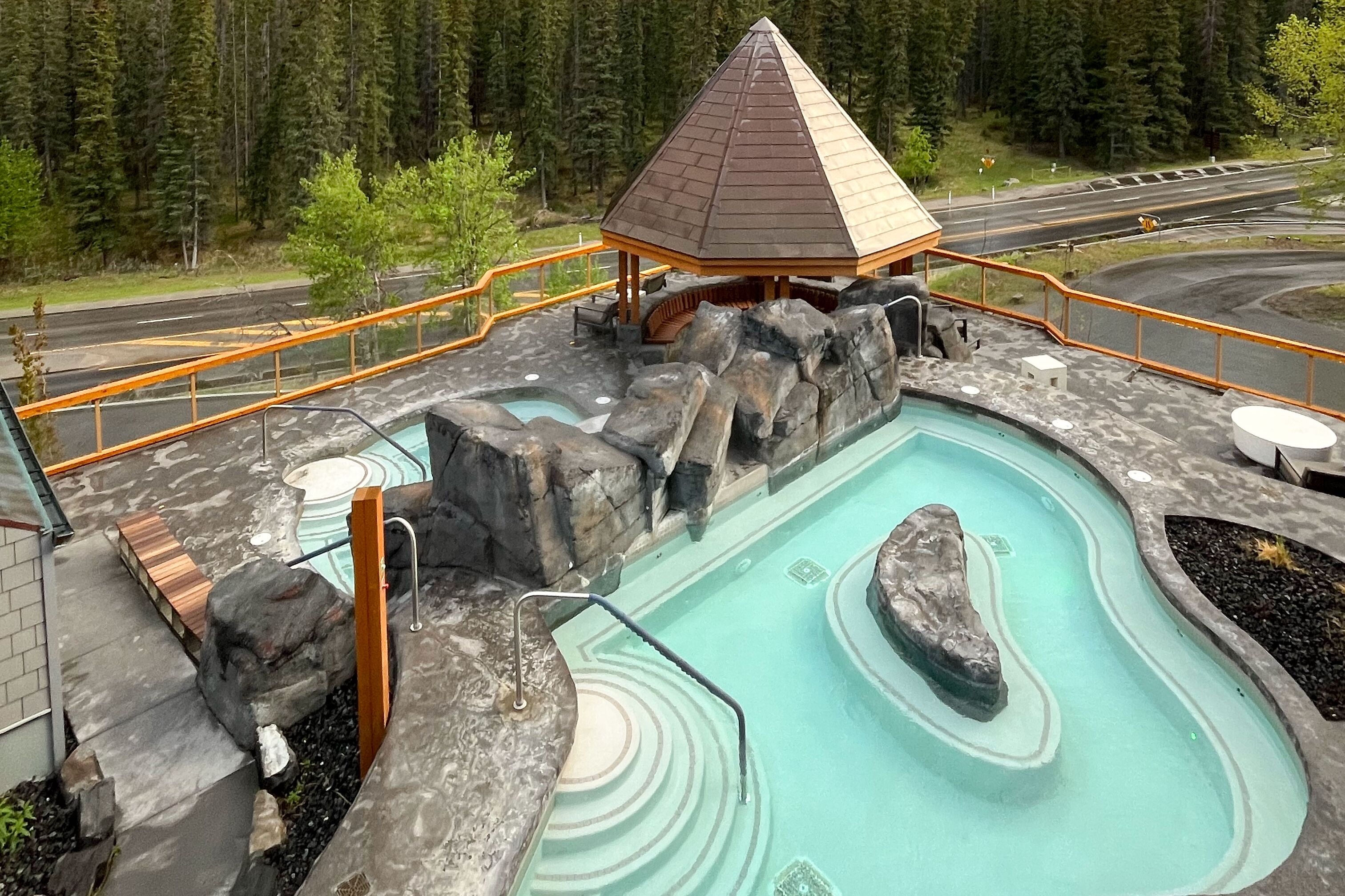 Außenpool des Canoe Hotel & Suites Außenpool des Canoe Hotel & Suites