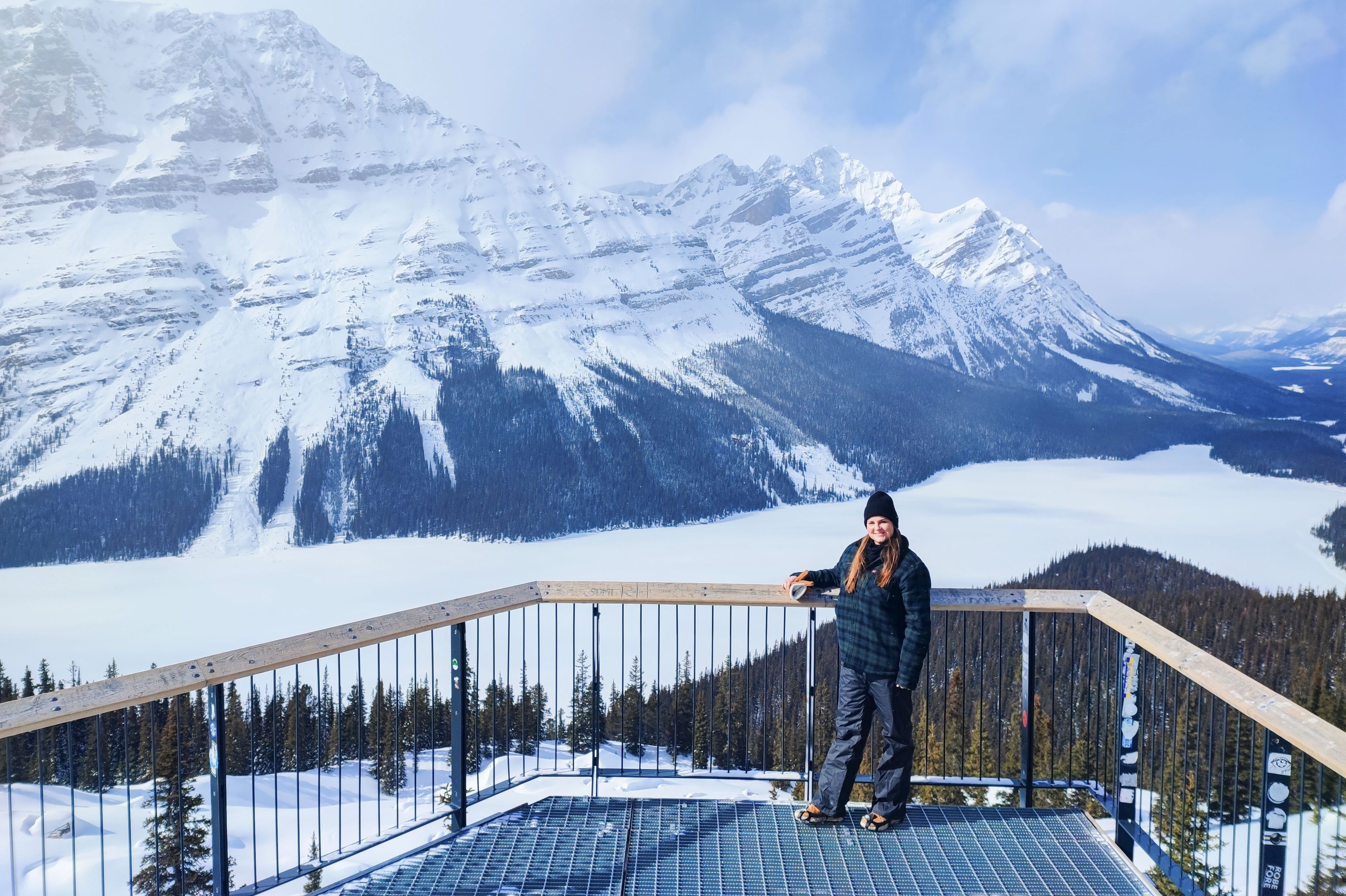 Maja am Peyto Lake mit Aussicht im Banff-Nationalpark