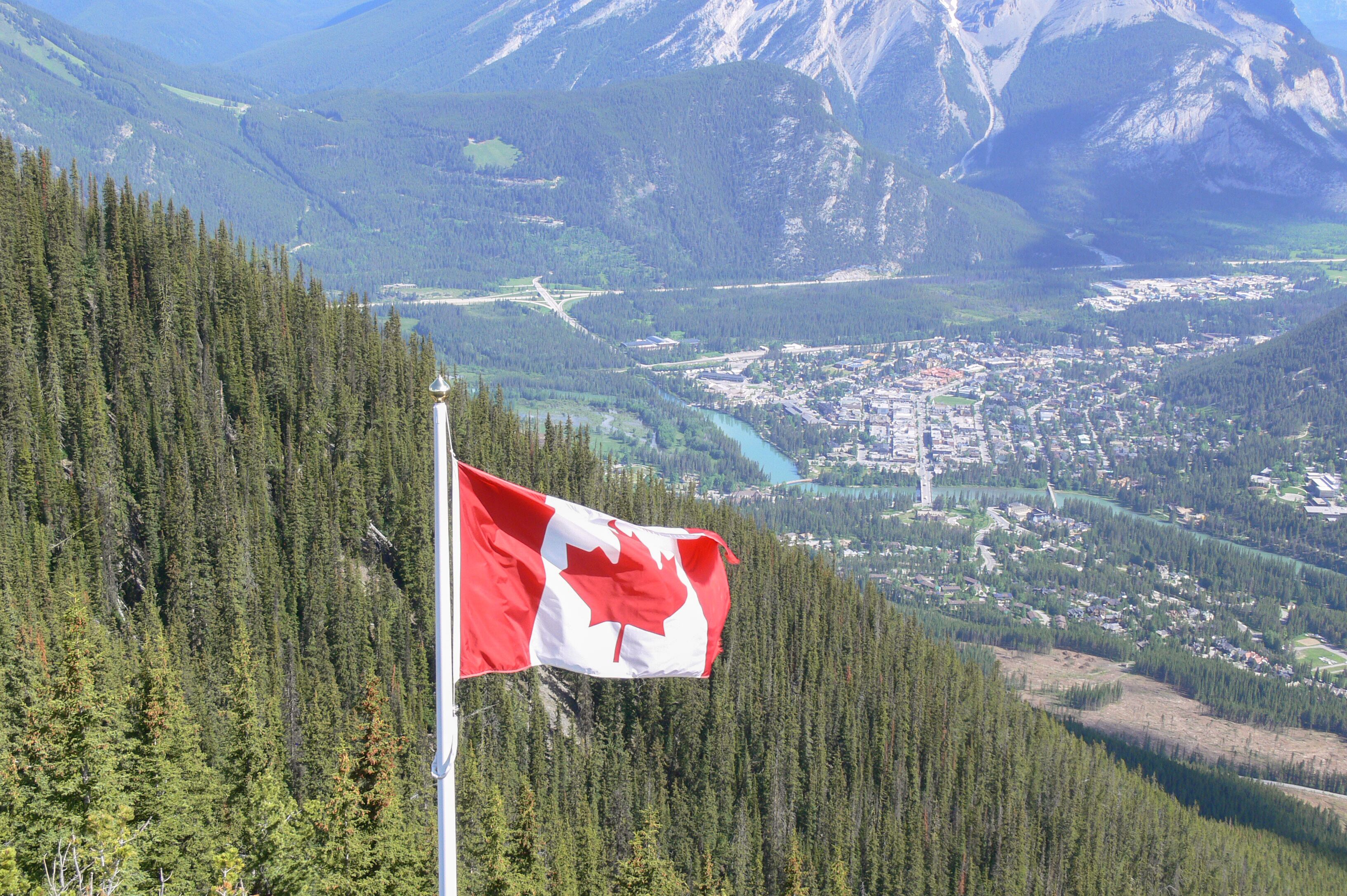 Blick vom Sulphur Mountain aus der Banff Gondola